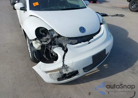 2009 Volkswagen New Beetle 2.5L from USA, damaged, VIN 3VWPW31C39M508140